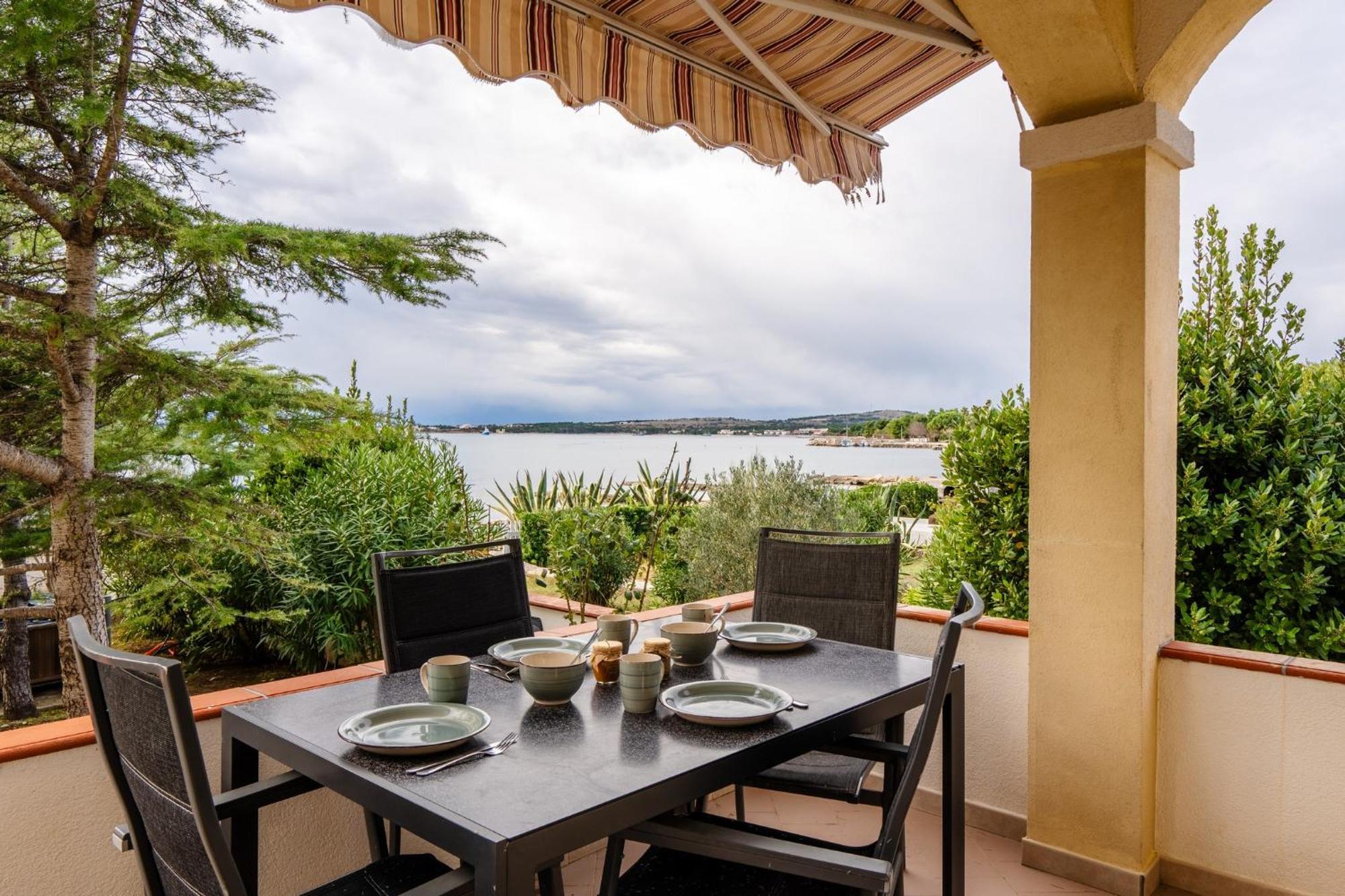 Apartments Strand فير المظهر الخارجي الصورة