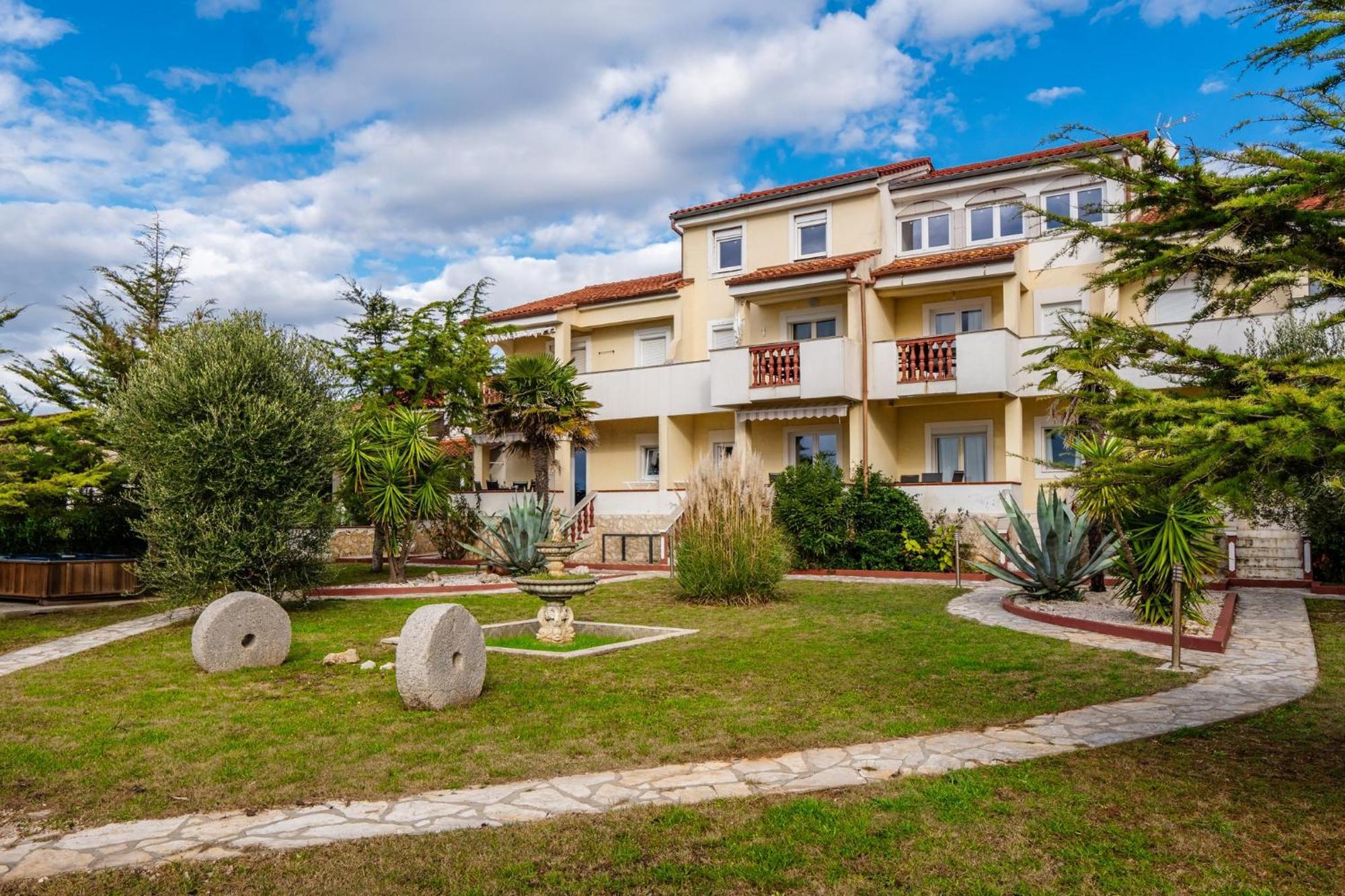Apartments Strand فير المظهر الخارجي الصورة