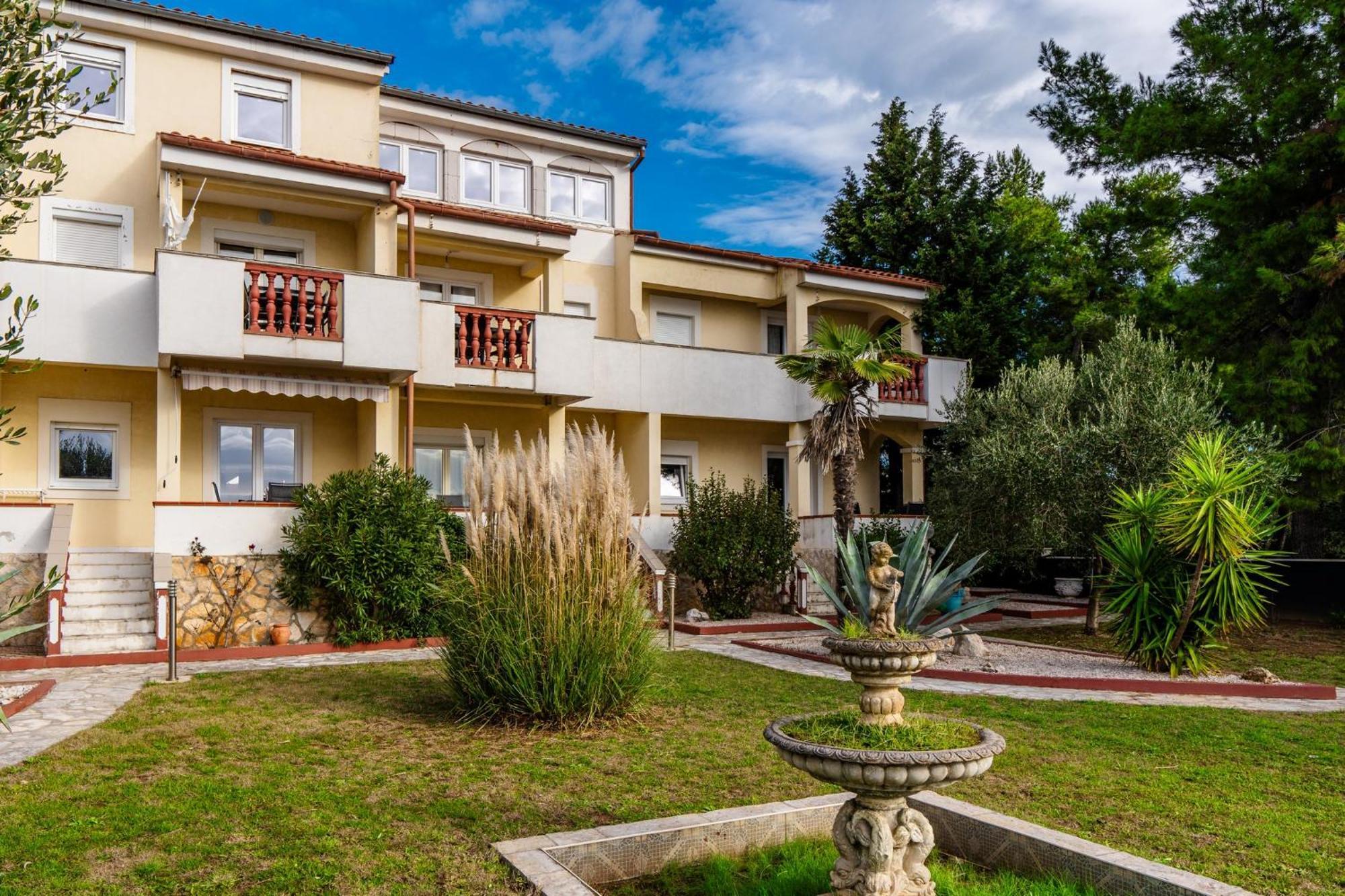 Apartments Strand فير المظهر الخارجي الصورة